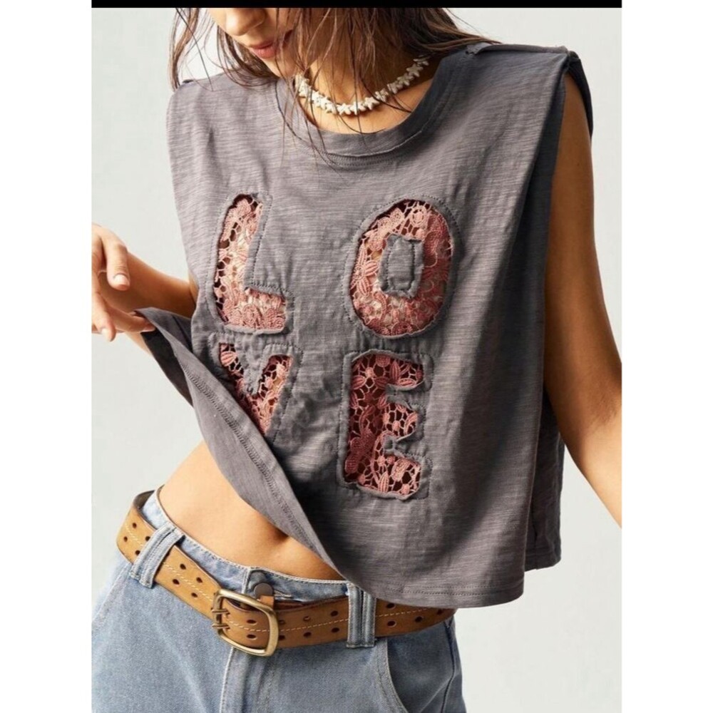 Grey Cropped Muscle T With “Love” Lace Cutout Women’s Sz S Distressed Edgy NWOT